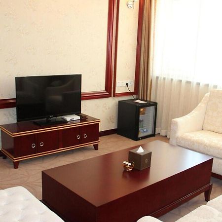 Dalian Southern Airline Pearl Hotel Екстер'єр фото