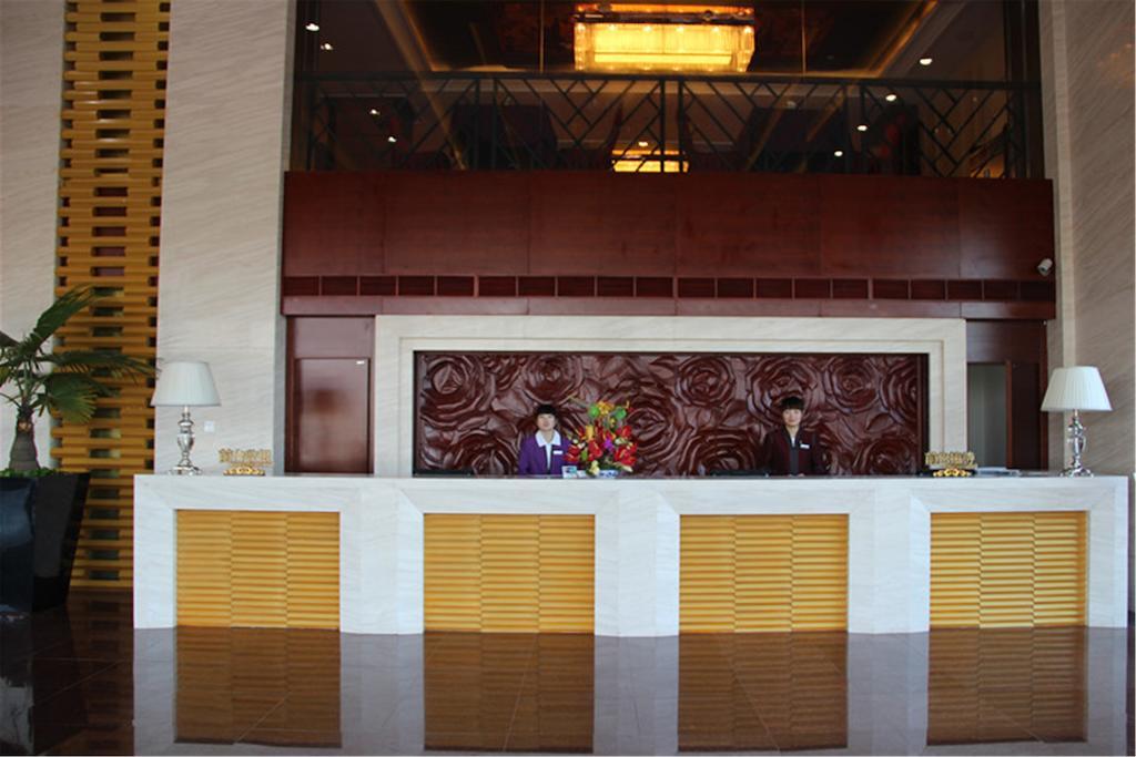 Dalian Southern Airline Pearl Hotel Екстер'єр фото