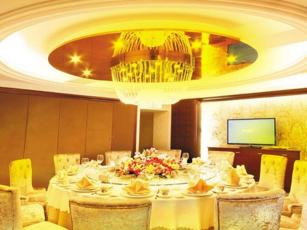 Dalian Southern Airline Pearl Hotel Екстер'єр фото