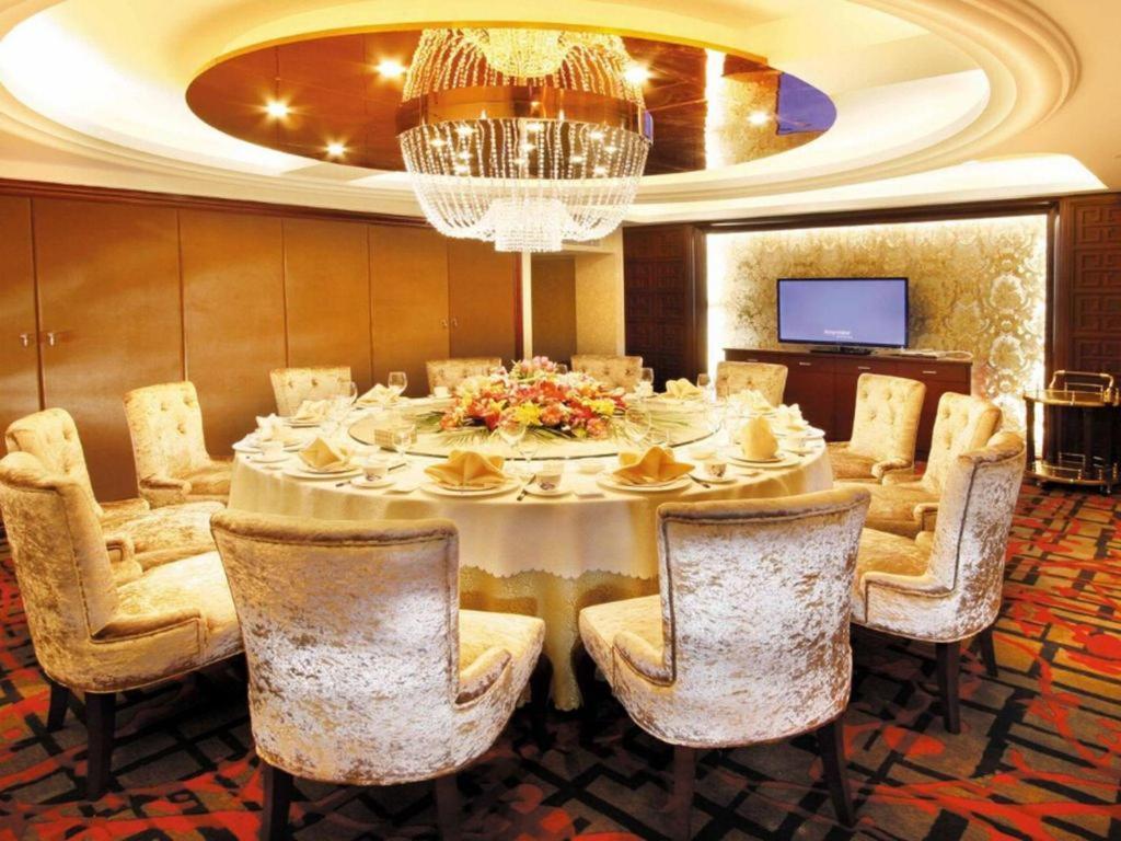Dalian Southern Airline Pearl Hotel Екстер'єр фото