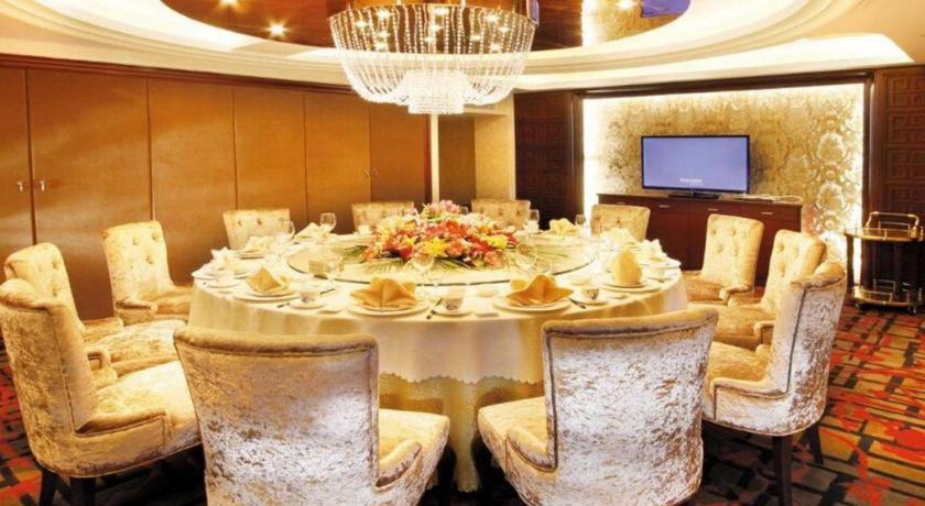 Dalian Southern Airline Pearl Hotel Екстер'єр фото