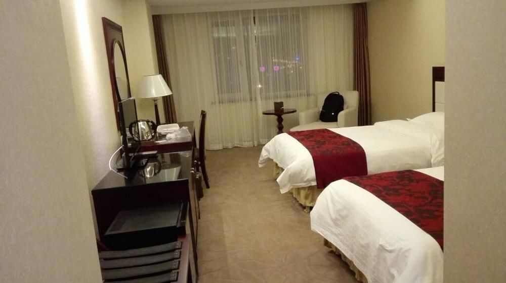 Dalian Southern Airline Pearl Hotel Екстер'єр фото