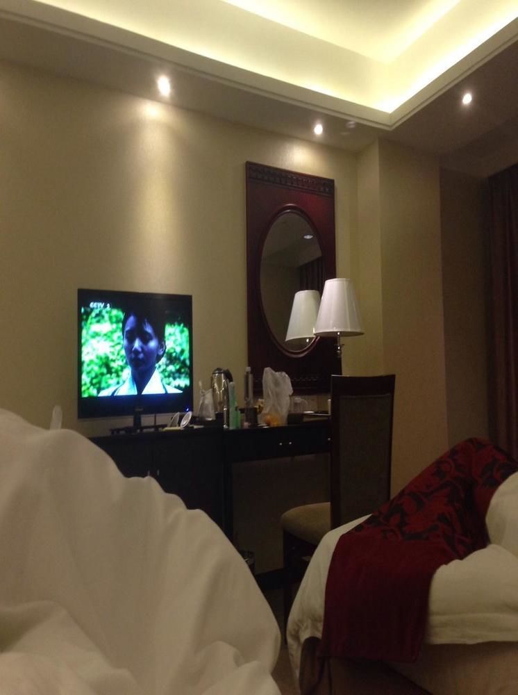 Dalian Southern Airline Pearl Hotel Екстер'єр фото