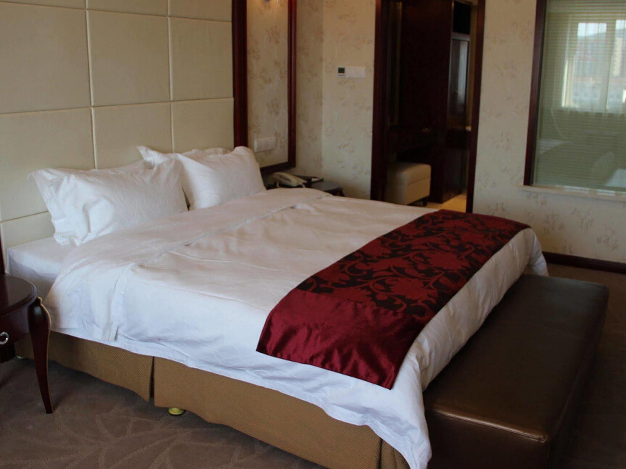 Dalian Southern Airline Pearl Hotel Екстер'єр фото